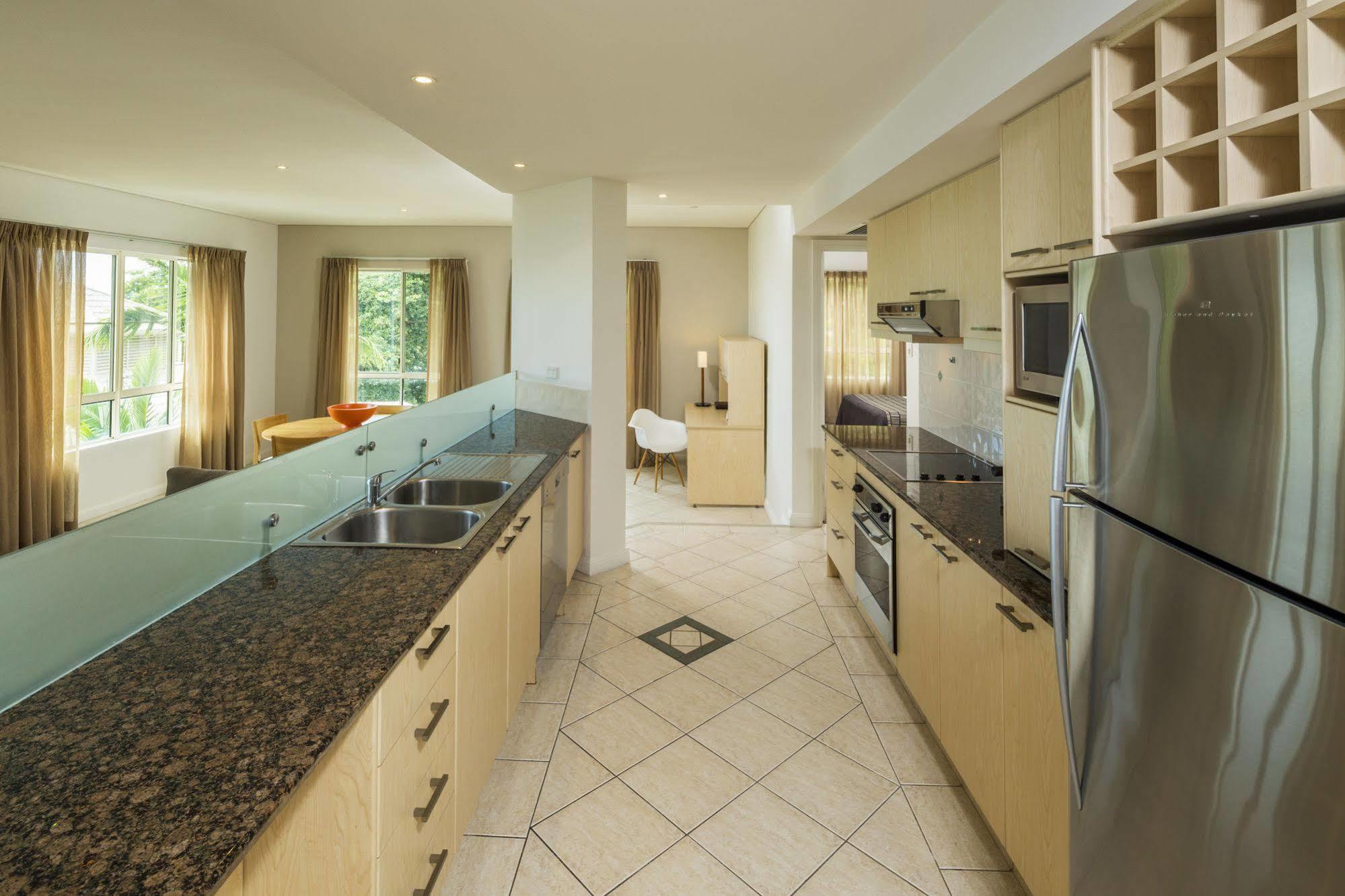 Aparthotel Sea Change Beachfront Trinity Beach